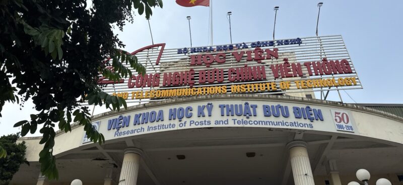 lắp đặt âm thanh cho trường đại học bưu chính viễn thông