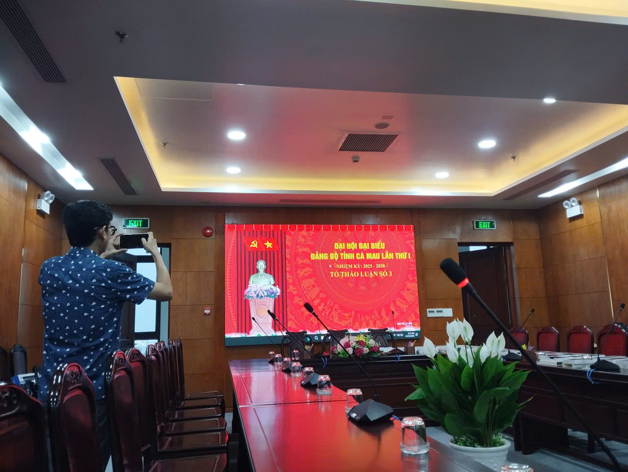 Cấu hình phòng họp hội thảo tỉnh ủy Cà Mau