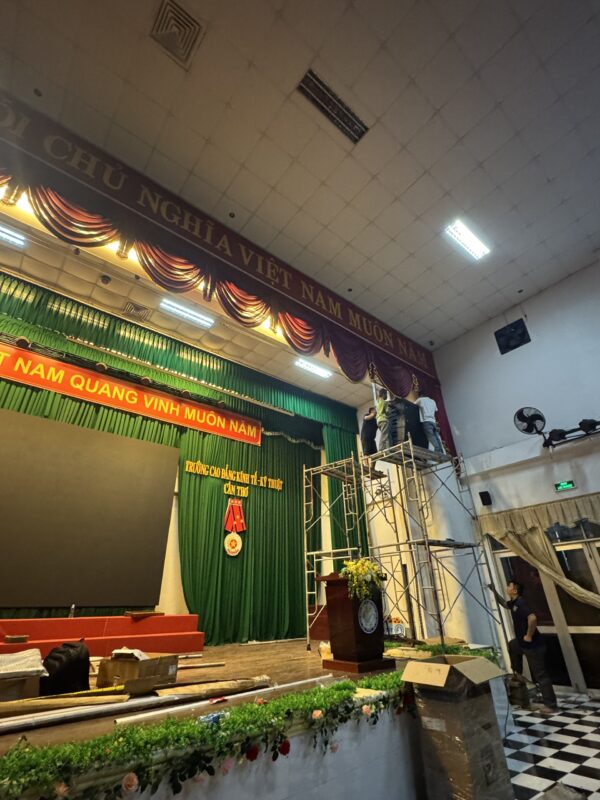 Dàn line array chất lượng cao tích hợp chắc chắn