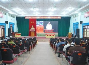 Họp thôn phường tại nhà văn hóa